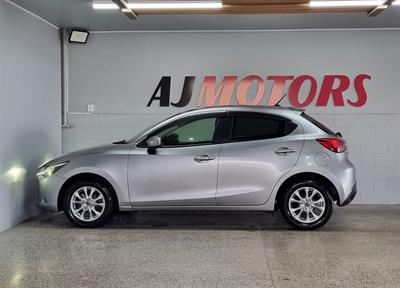 2014 Mazda Demio - Thumbnail