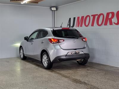 2014 Mazda Demio - Thumbnail