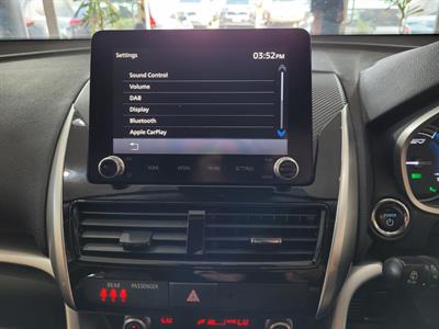 2022 Mitsubishi Eclipse Cross - Thumbnail