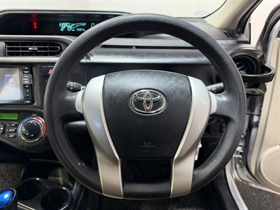 2014 Toyota Aqua - Thumbnail