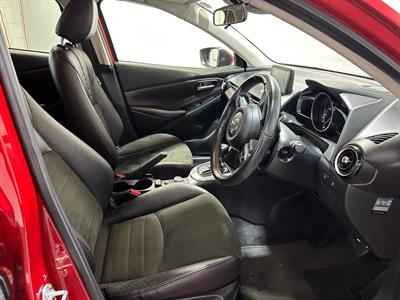 2017 Mazda Demio - Thumbnail