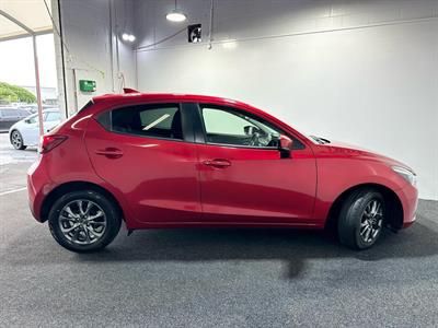 2017 Mazda Demio - Thumbnail
