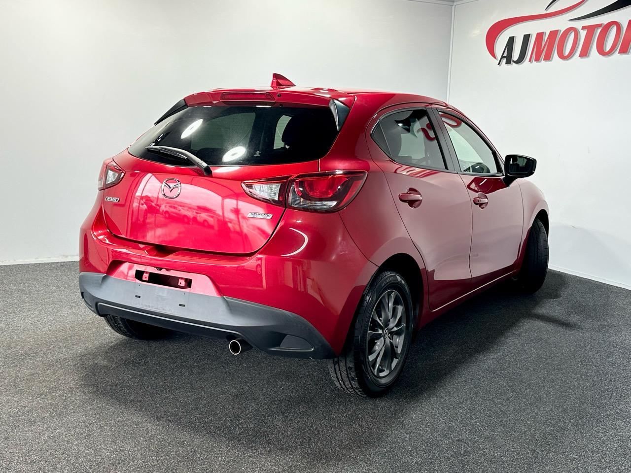 2017 Mazda Demio