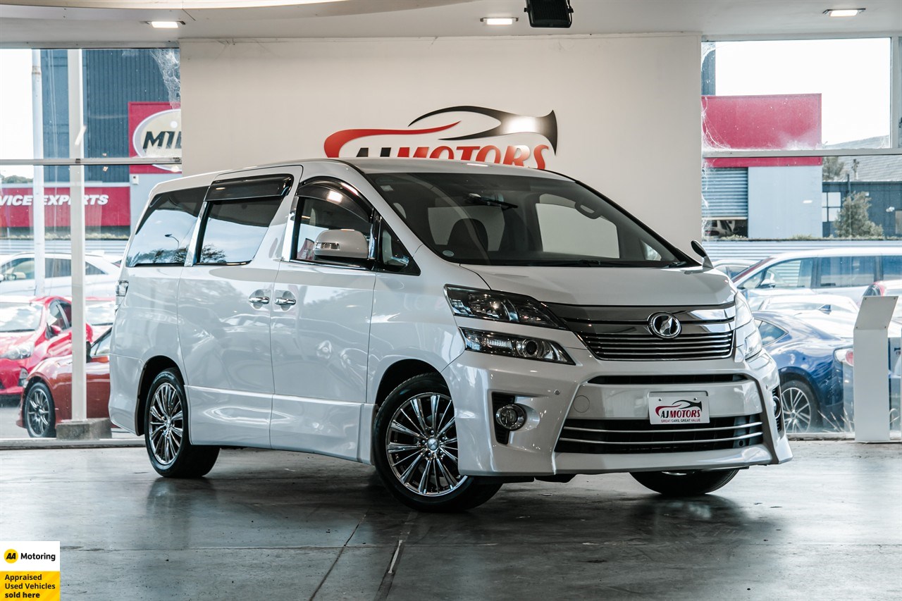 2013 Toyota Vellfire