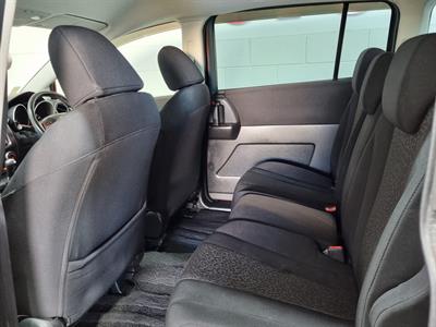 2012 Mazda Premacy - Thumbnail