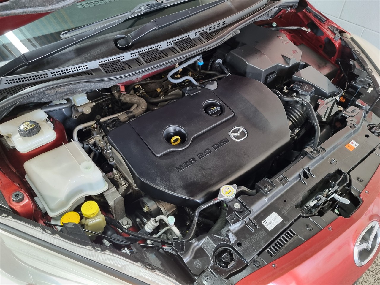2012 Mazda Premacy