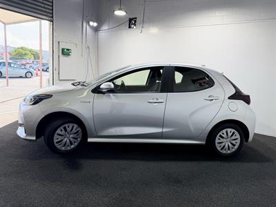 2021 Toyota Yaris - Thumbnail