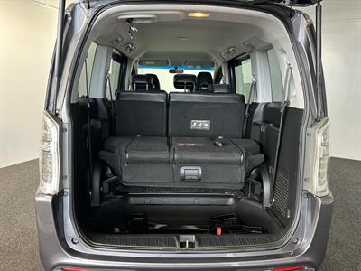 2014 Honda STEPWAGON - Thumbnail