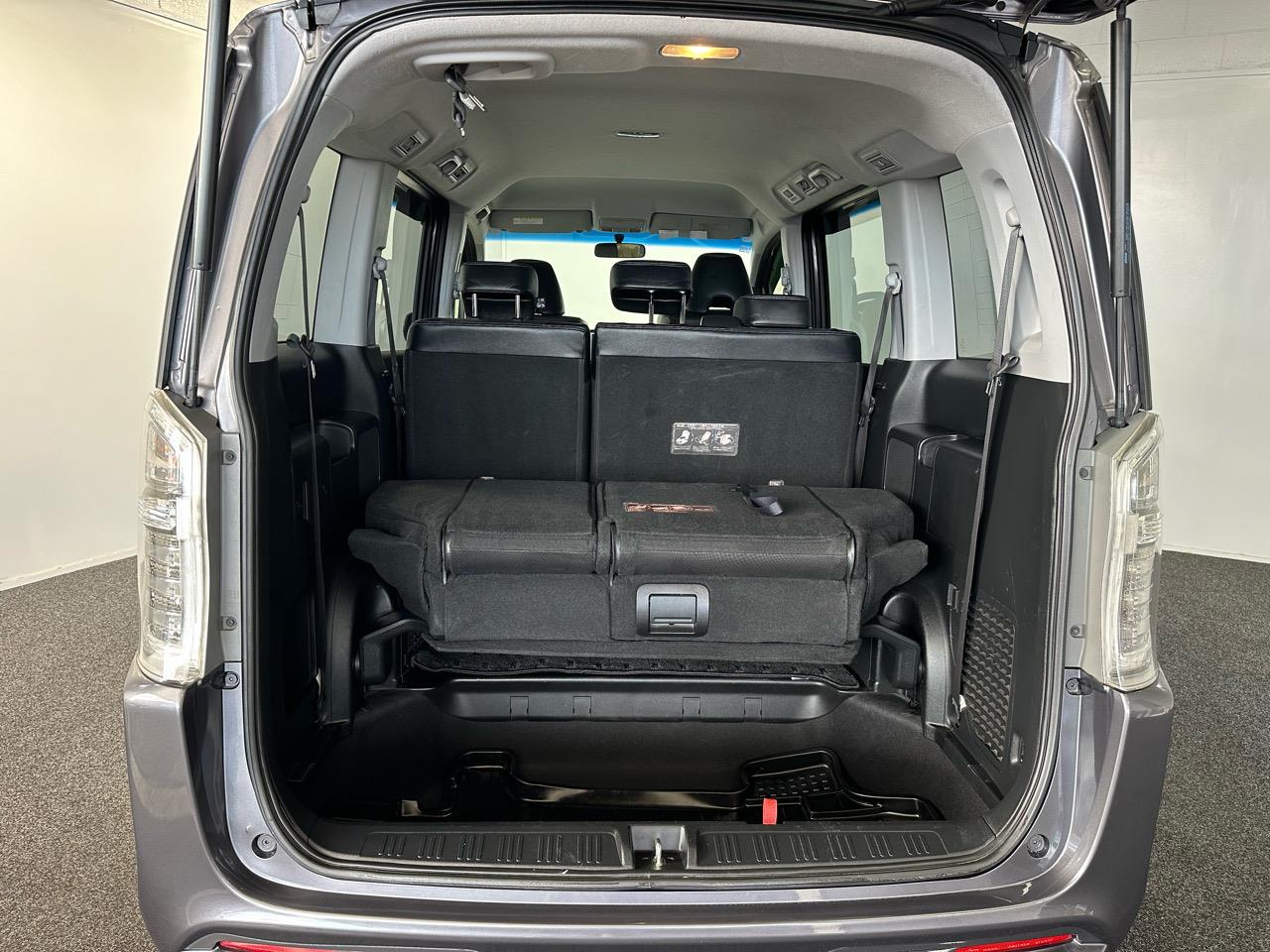 2014 Honda STEPWAGON