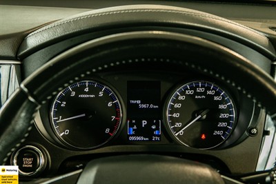 2021 Mitsubishi Outlander - Thumbnail