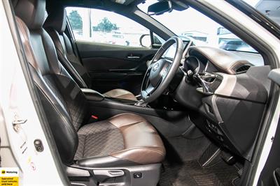 2018 Toyota C-HR - Thumbnail