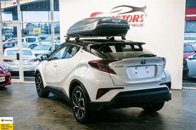 2018 Toyota C-HR - Thumbnail