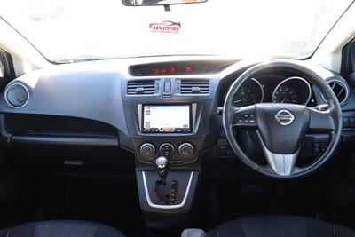 2011 Nissan Lafesta - Thumbnail