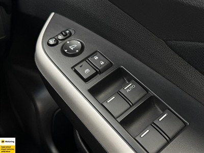 2012 Honda CR-V - Thumbnail