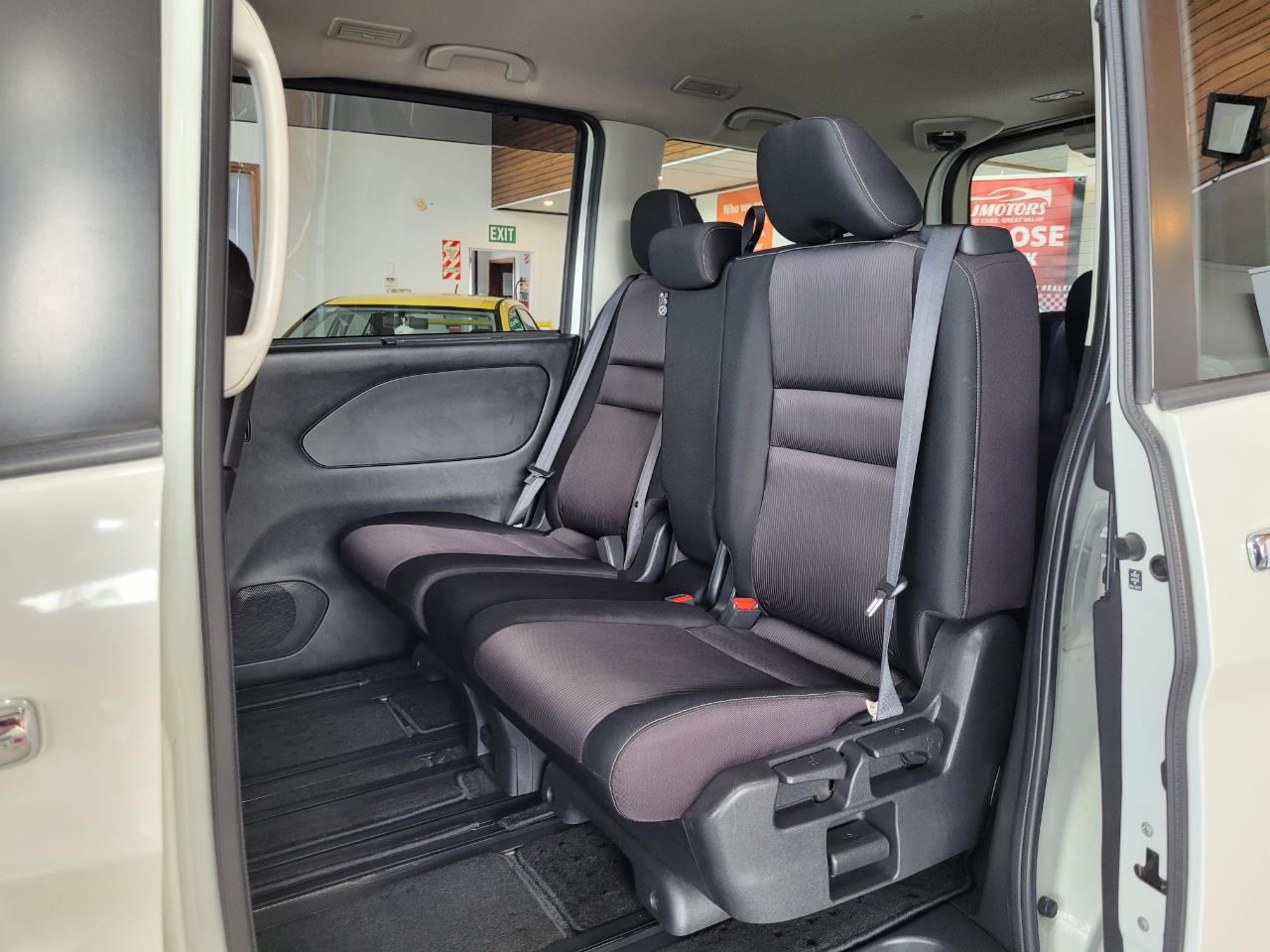 2016 Nissan Serena