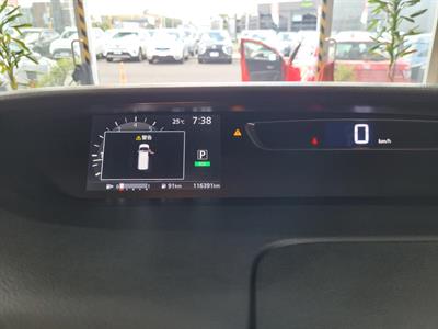 2016 Nissan Serena - Thumbnail