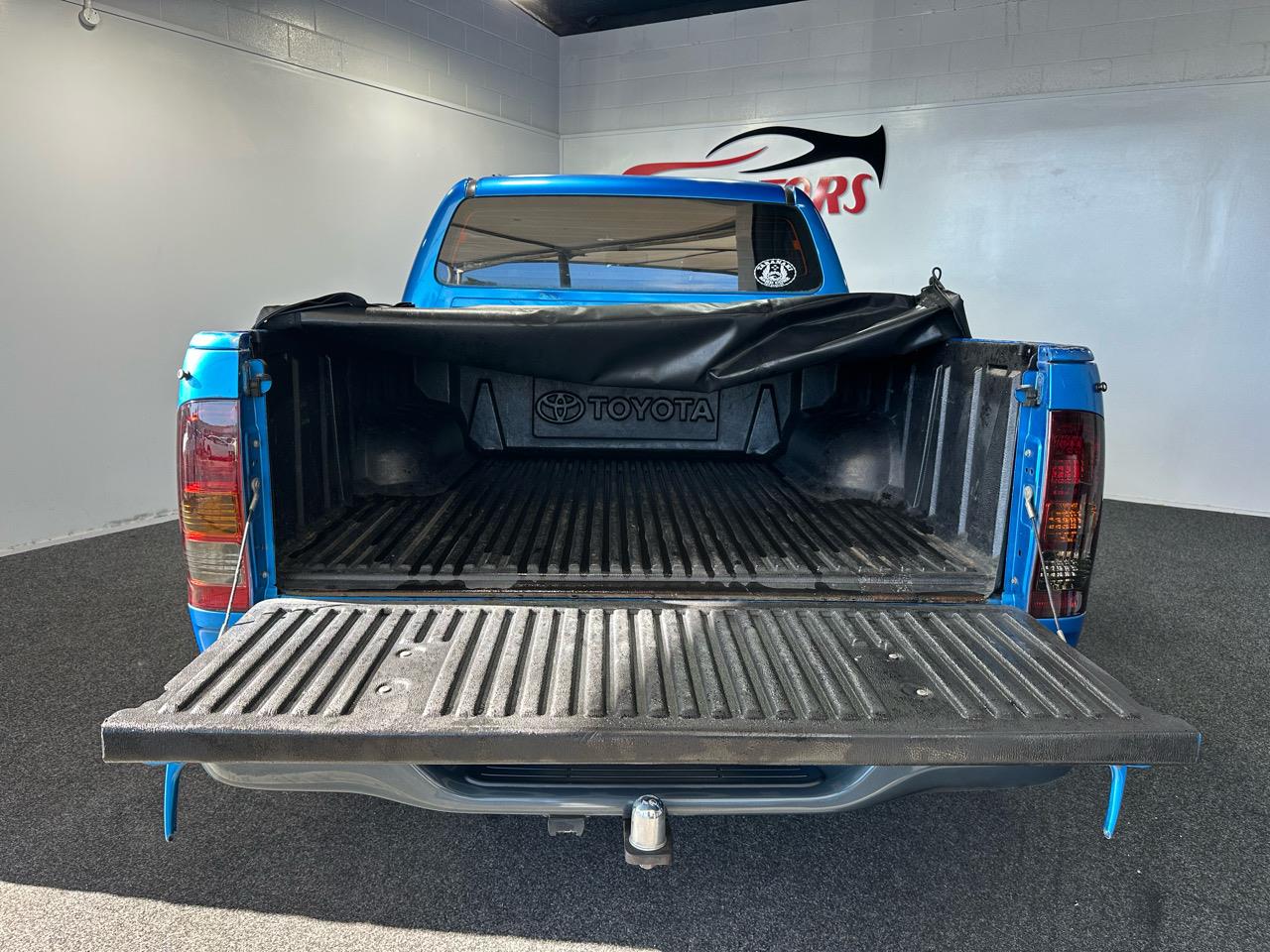 2005 Toyota Hilux