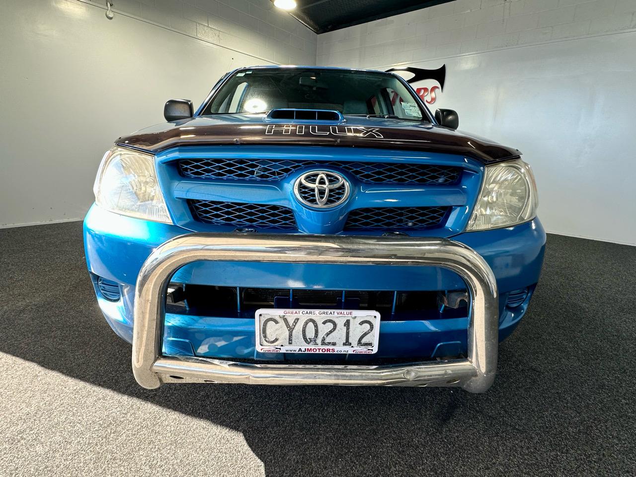 2005 Toyota Hilux