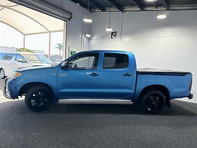 2005 Toyota Hilux - Thumbnail