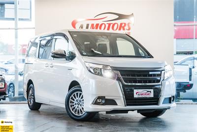 2016 Toyota Esquire - Thumbnail