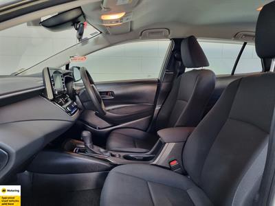2020 Toyota Corolla - Thumbnail