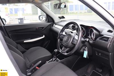 2021 Suzuki Swift - Thumbnail
