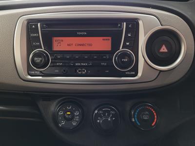 2013 Toyota Yaris - Thumbnail