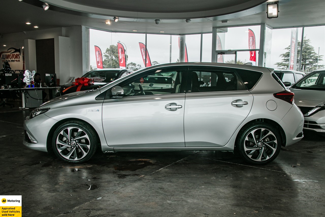 2017 Toyota Auris