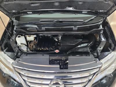 2016 Nissan Serena - Thumbnail