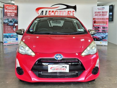 2015 Toyota Aqua - Thumbnail