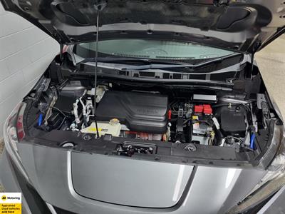2018 Nissan Leaf - Thumbnail