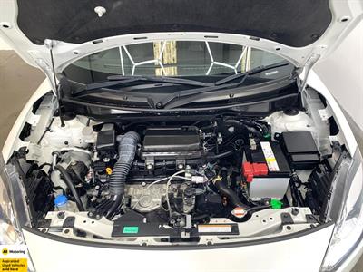 2022 Suzuki Swift - Thumbnail