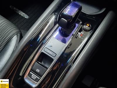 2016 Honda Vezel - Thumbnail