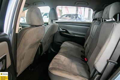 2010 Toyota MARKX - Thumbnail