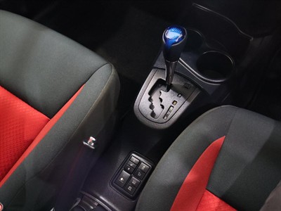 2017 Toyota Aqua - Thumbnail