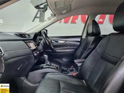 2020 Nissan X-Trail - Thumbnail