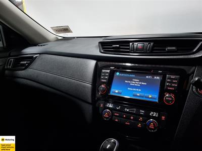 2020 Nissan X-Trail - Thumbnail