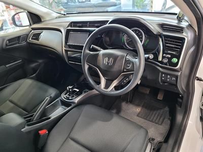 2019 Honda Grace - Thumbnail