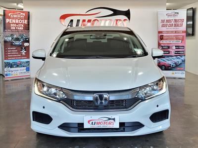 2019 Honda Grace - Thumbnail