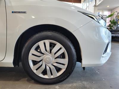 2019 Honda Grace - Thumbnail