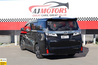 2020 Toyota Vellfire - Thumbnail