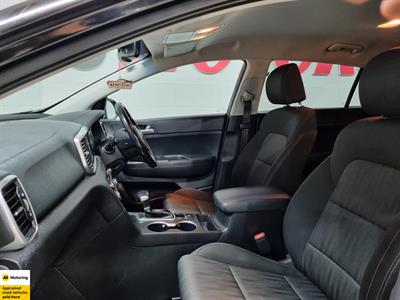 2021 Kia Sportage - Thumbnail