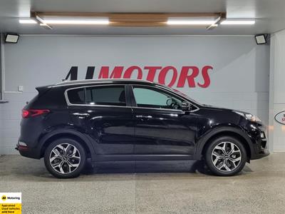 2021 Kia Sportage - Thumbnail