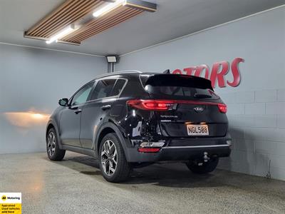 2021 Kia Sportage - Thumbnail