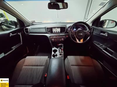 2021 Kia Sportage - Thumbnail
