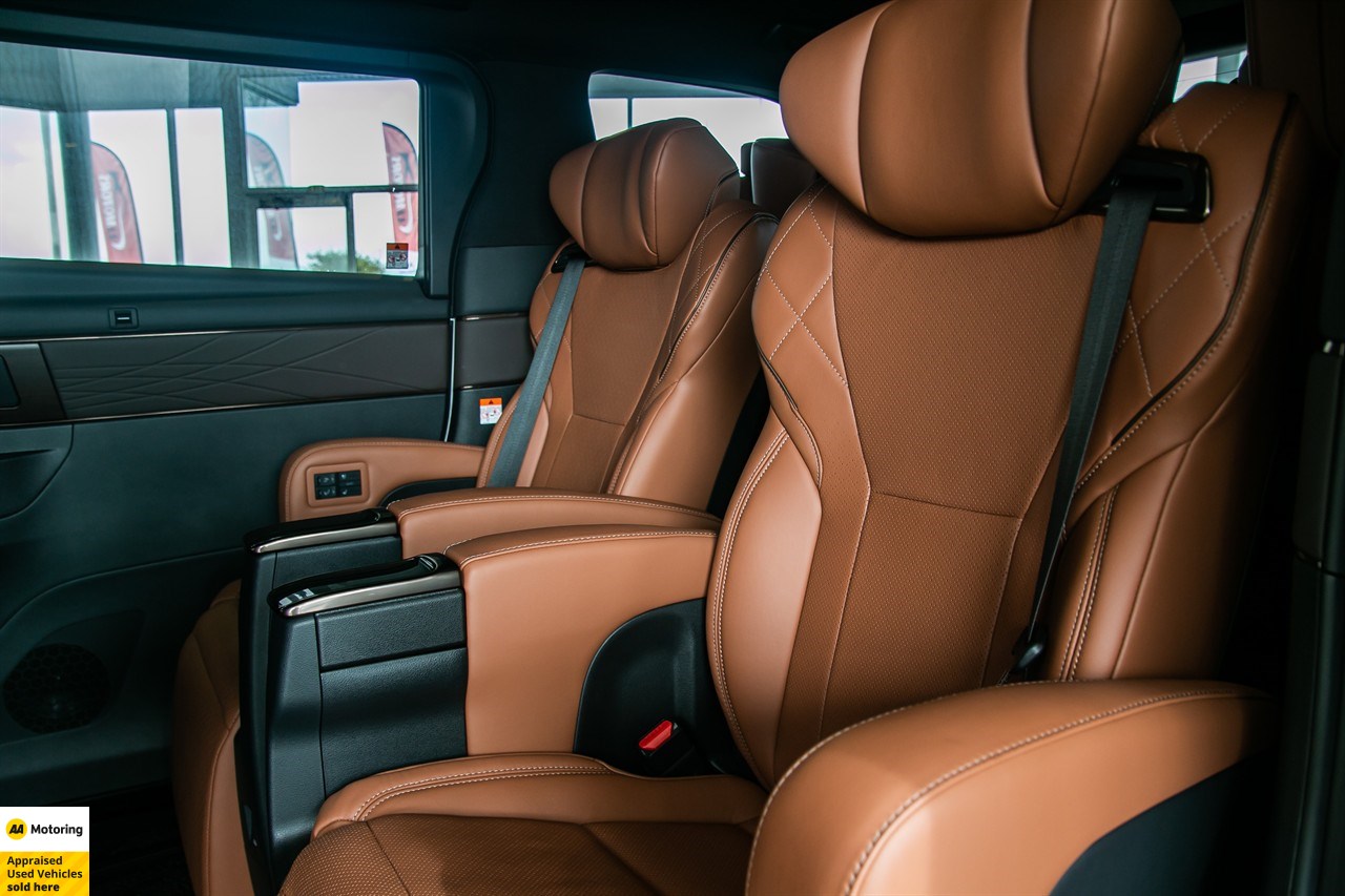 2024 Toyota Vellfire