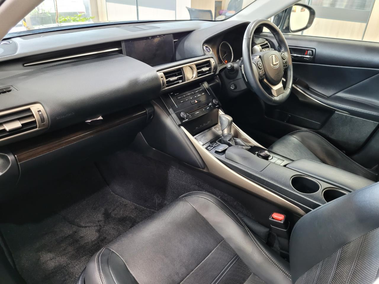 2014 Lexus IS