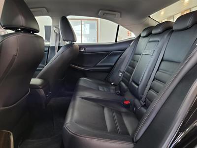 2014 Lexus IS - Thumbnail