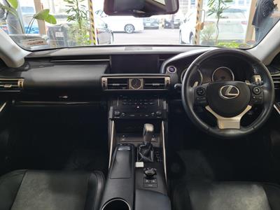 2014 Lexus IS - Thumbnail