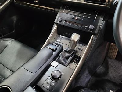 2014 Lexus IS - Thumbnail